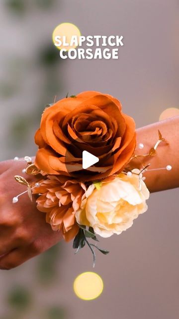 Blossom on Instagram: "Easy DIY Corsage & Bouquet Ideas to Elevate Your Wedding Design!" Silk Flower Wrist Corsage Diy, Diy Corsage Wristlet Real Flowers, Artificial Flower Corsage Diy, Slap Bracelet Corsage Diy, How To Make Hand Bouquet, Prom Corsage Ideas, Corsage Wedding Diy, Diy Corsage Wristlet, Prom Corsage Diy