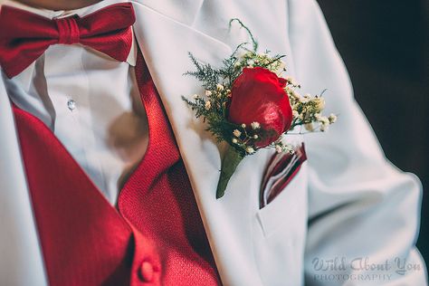 Tales from a tuxedo shop: The 5 things you should know about tuxedo rental and fittings White Tuxedo Wedding, Top Wedding Registry Items, Wedding Dress Preservation, Inexpensive Wedding Invitations, White Bridal Gown, Wedding Organizer Planner, Cheap Wedding Venues, Wedding Expenses, Affordable Wedding Invitations