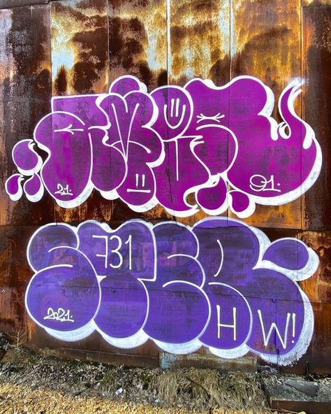 Graffiti Everyday on Instagram: "Level up⬆️ #graffiti #graff #throwup #throwups #instagraff #instaart #art #artwork #streetart #amur91 #trbscrew #spraydaily #throwupcult #граффити" Graffiti Artwork Inspiration, Graffiti Throw Ups, Throw Up, Graffiti Throwup, Throwup Graffiti, Graffiti Inspiration, Y2k Drawings, Graffiti Books, Graff Art