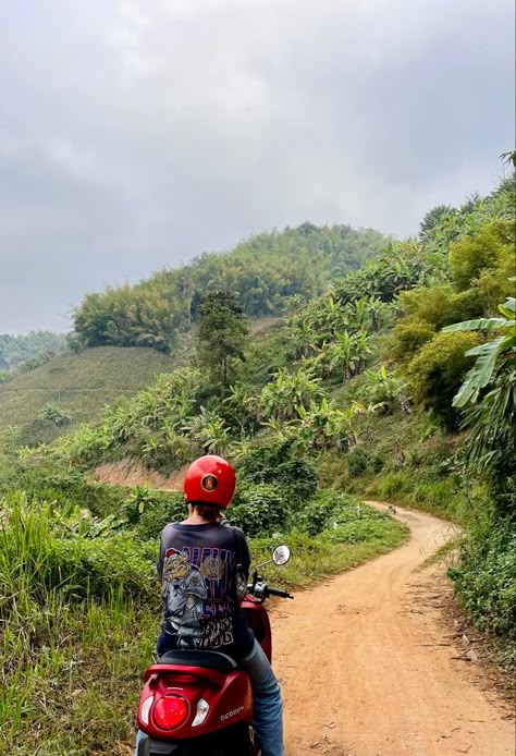 Thailand Countryside, Thailand Lifestyle, South East Asia Travel, Backpacking Southeast Asia, Thailand Aesthetic, Thailand Living, Pai Thailand, Good Morning Vietnam, Gap Year Travel