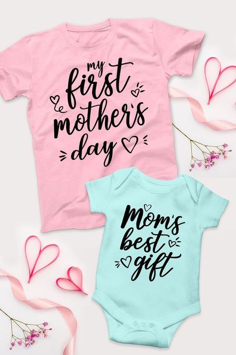 Monogram Clothes, Cricut Clothes, Aunt Onesie, Quotes Girlfriend, Mother's Day Printables, Mother's Day Projects, Crafting Corner, Daughter Outfits, Motherhood Shirts