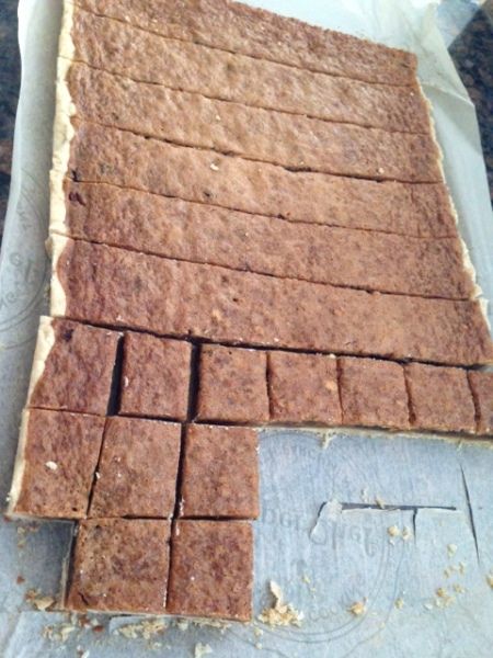 The world’s best butter tart bars – For The Love Of Food Butter Tart Bars, Butter Tart Squares, Butter Tart, Dessert Squares, Butter Tarts, Best Butter, Shortbread Crust, Photography Outdoor, Outdoor Fitness