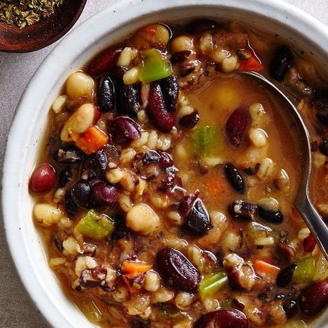 Three-Bean & Barley Soup Bean And Barley Soup Recipe, Low Cholesterol Recipes, Barley Soup, Diet Vegetarian, Lentil Soup, Healthy Soup Recipes, Bean Soup, Bean Recipes, Cinnamon Roll