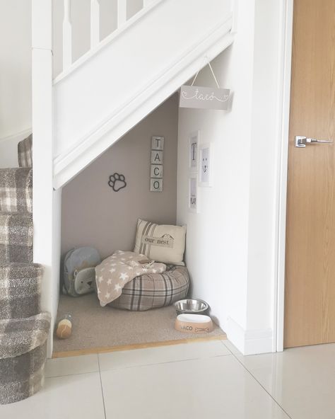 Dog House Staircase, Dogs House Under The Stairs, Doggie House Under Stairs, Under Stairs Cat Room Spaces, Dog Staircase Room, Dog House In Staircase, Doghouse Under Stairs, Pet Bed Under Stairs, Pet Nook Under Stairs