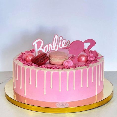 Barbie Doll Birthday Cake, Barbie Birthday Cake, Cake Girl, Princess Birthday Cake, Simple Cake Designs, Barbie Birthday Party, Barbie Theme, Barbie Cake, Barbie Birthday