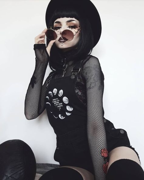 88.2k Followers, 516 Following, 447 Posts - See Instagram photos and videos from Lou Von Bright (@lou.von.bright) Gothic Black Fishnet Bottoms, Black Gothic Fishnet Bottoms, Occult Leggings, Gothic Fishnet Thigh-high Hosiery, Killstar Clothing, Egirl Outfits, Soft Girl Outfits, Goth Model, Arte Punk