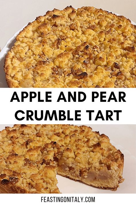 Pear And Blueberry Crumble, Apple And Pear Crumble, Pear Crumble Recipe, Random Desserts, Crumble Tart, American Apple Pie, Pear Crumble, Pear Dessert, Perfect Pie Crust