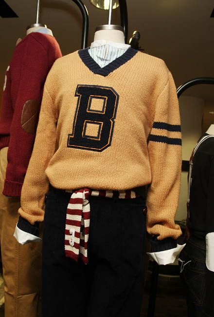 I think Vincent would look cute in something like this! Benjamin Bixby, Varsity Blues, Vintage Collegiate, Gentleman Lifestyle, Vintage Menswear, Vintage Varsity, Ivy Style, Collegiate Style, Clothes Vintage