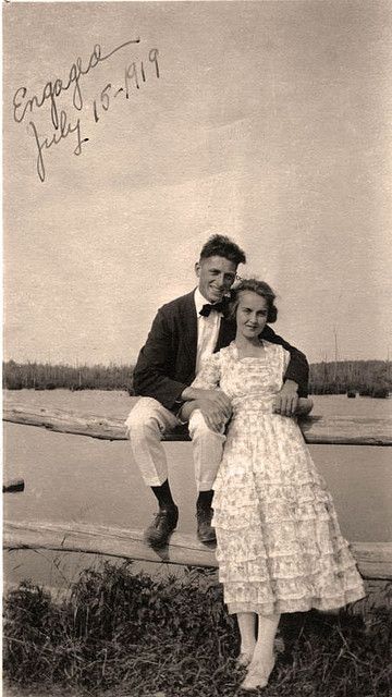 Couples Vintage, Old Fashioned Love, Portrait Vintage, Vintage Couples, Adored Vintage, Photographie Inspo, Vintage Romance, Paris Photo, Foto Vintage