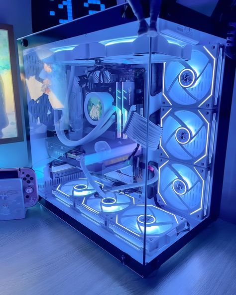 Pc Setup Blue, Blue Gamer Room, Anime Pc Setup, Blue Pc Setup, Anime Gaming Setup, Pc Inspiration, Pc Aesthetic, Shark Games, 80s Clothes