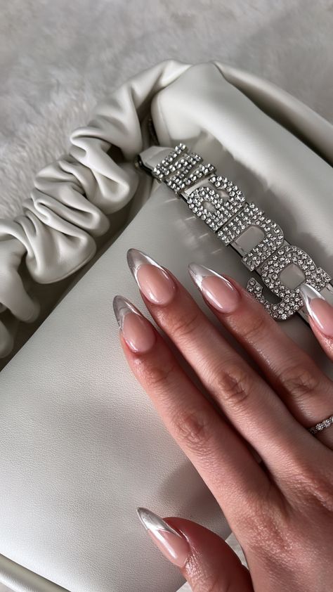 Classic Nails, Almond Acrylic Nails, Silver Nails, Dream Nails, Fire Nails, Pretty Acrylic Nails, Minimalist Nails, Fancy Nails, Nails Inspo