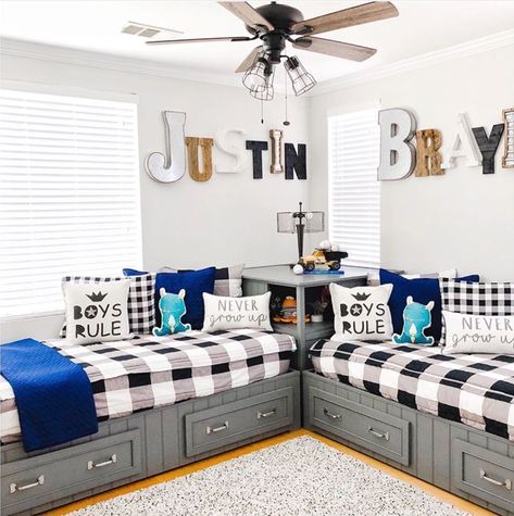 22 Beautiful Shared Room For Kids Ideas Twin Boys Room, Diy Beds, Shared Boys Rooms, Boys Shared Bedroom, Zimmer Diy, Beds Ideas, Kids Shared Bedroom, Boy Bedroom Design, Shared Bedroom