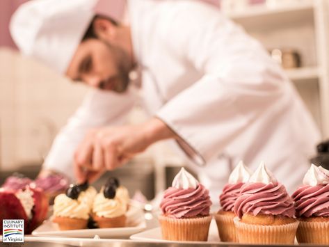 People Baking Together, Pastry Chef Photoshoot Ideas, Pastry Chef Photography, Pastry Chef Aesthetic, People Baking, Chef Photo, Chef School, Diamond Cake, Kitchen Background