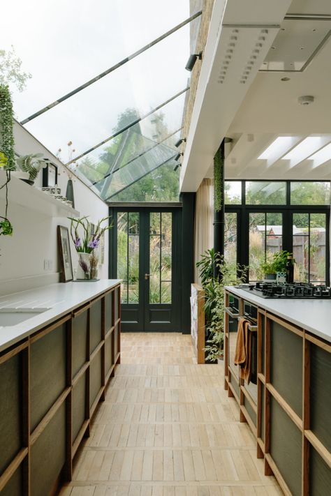 CARAMEL LONDON, NW6 -SHOOTFACTORY - LONDON HOUSES-034 Kitchen Skylight Ideas, Natural Light Architecture, Living Deliciously, Kitchen Skylight, Skylight Ideas, Kitchen 2025, Sutton House, Cottage Extension, Skylight Design