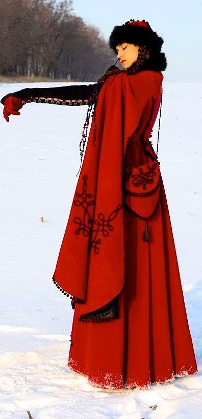 Victorian Russian Fashion, Russian Traditional Clothing Aesthetic, Native Russian Clothing, Russian Tsar Fashion, Russian Coat Women, Russian Royalty Dress, Traditional Russian Wedding Dress, Russian Culture Fashion, Slavic Inspired Fashion