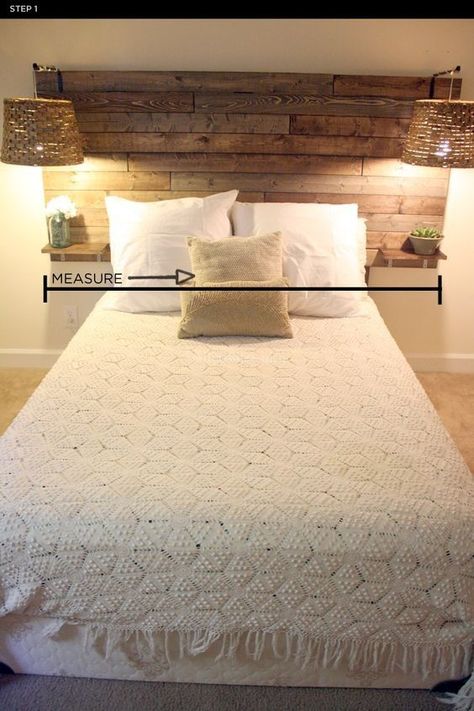 Pallet Wood Headboard Diy, Rustic Headboard Diy, Pallet Wood Headboard, Diy Wood Headboard, Headboard Projects, Head Boards, Headboard Ideas, Rustic Headboard, Diy Headboards