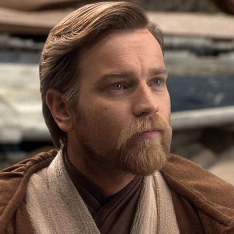 Ewan Mcgregor Obi Wan, Kenobi Series, Obi One, General Kenobi, Anime Retro, Order 66, Alec Guinness, Mustache Styles, Star Wars Obi Wan