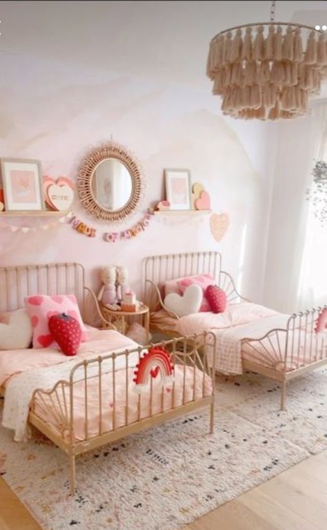 Sisters Shared Room, Sisters Shared Bedroom, Toddler And Baby Room, Girls Room Diy, Sister Room, Bedroom Girl, Kids Shared Bedroom, Shared Girls Bedroom, Apartment Decorating Living