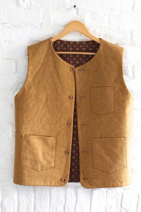 Vest Patterns For Women Sewing, Gilet Pattern, Mens Vest Pattern, Free Printable Sewing Patterns, Sewing Men, Vest Pattern Free, Vest Sewing Pattern, Printable Sewing Patterns, Sewing Bee