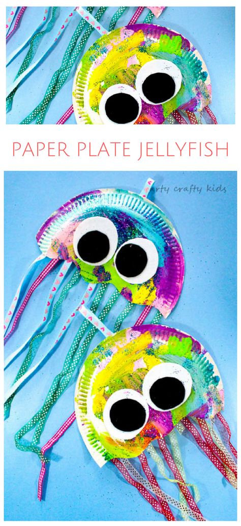 Arty Crafty Kids | Craft | Paper Plate Jellyfish Craft | Easy Jellyfish craft for kids - perfect for an under the sea theme at school or preschool! Wolverines Animal, Jellyfish Craft For Kids, Kunst For Barn, Paper Plate Jellyfish, Nikko Hurtado, Under The Sea Crafts, Taurus Horoscope, Jellyfish Craft, Paper Plate Crafts For Kids