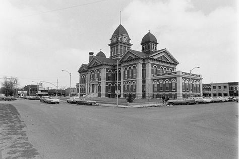 Lake County Courthouse. Crown Point, Indiana - 1965 Crown Point Indiana, Turkey Run State Park, Brown County, State Birds, Lake County, Local History, Covered Bridges, Big Ben, State Parks