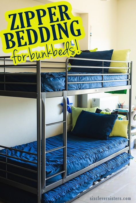 Zipper Bedding for Bunkbeds | Zip up bedding for bunkbeds | Zipper bedding for kids | How to make a top bunk Metal Bunk Bed Makeover, Tripple Bunk Bed, Bunk Bed Makeover, Bunk Bed Bedding, Bunk Bed Hacks, Bunk Bed Sheets, Zip Up Bedding, Bedding Hacks, Kids Room Bunk Beds