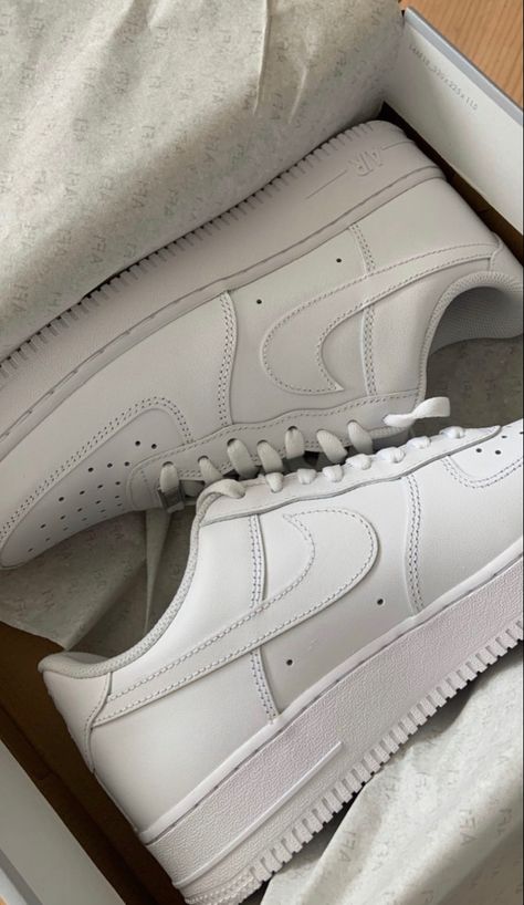 ig : adrien.prstt Air Force 1 White Aesthetic, Aesthetic Sport Shoes, Sneaker Inspo Women, Nike Air Force 1 Aesthetic, Shoes Aesthetic Nike, Air Force 1 Aesthetic, Zapatillas Aesthetic, Nike White Shoes, Air Force Outfit