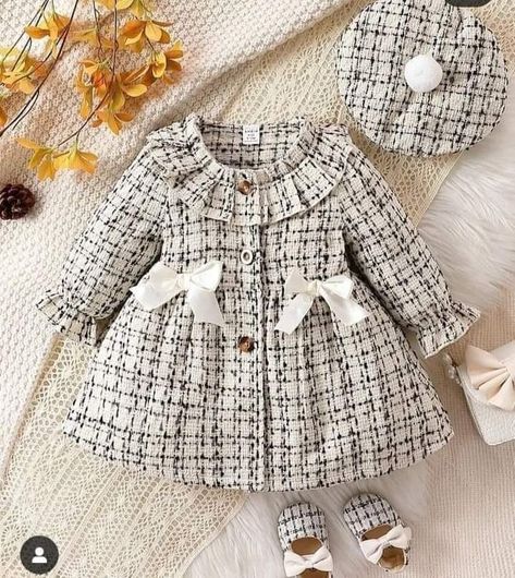 Baby Winter Dress, Baby Dress Embroidery, Girls Winter Dresses, Baby Girls Dresses, Baby Mode, Kids Dress Wear, Kids Dress Patterns, Kids Fashion Dress