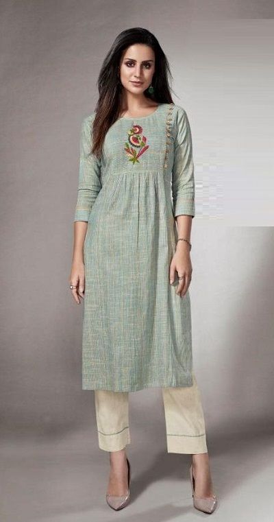 50 Latest Kurta With Pant Set Designs For Women (2022) Khadi Kurta, Cotton Kurtis, Designer Kurti Patterns, Kurti Patterns, Simple Kurti Designs, Salwar Designs, Gaun Fashion, Kurti Designs Latest, Kurti Neck