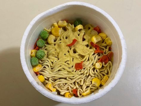 A Cheap Cup Of Noodles Transforms Into Delicious Dinner With This Viral Hack | 12 Tomatoes Cup Noodle Hacks, Cup Of Noodles Recipes, Cup O Noodles, Cup Of Noodles, Noodle Dinner, 12 Tomatoes, Cup Noodles, Instant Noodles, Noodle Recipes