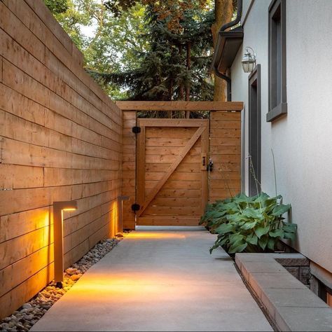 Narrow Front Walkway Landscaping, Corner Lot Landscaping For Privacy Front Yards, Hardscape Side Yard, Outside Patio Ideas Small Spaces, Deck Off Side Of House, Narrow Side Yard Landscaping Ideas, Front Yard Concrete Ideas, Side Yard Between Houses, Yard Gates Ideas