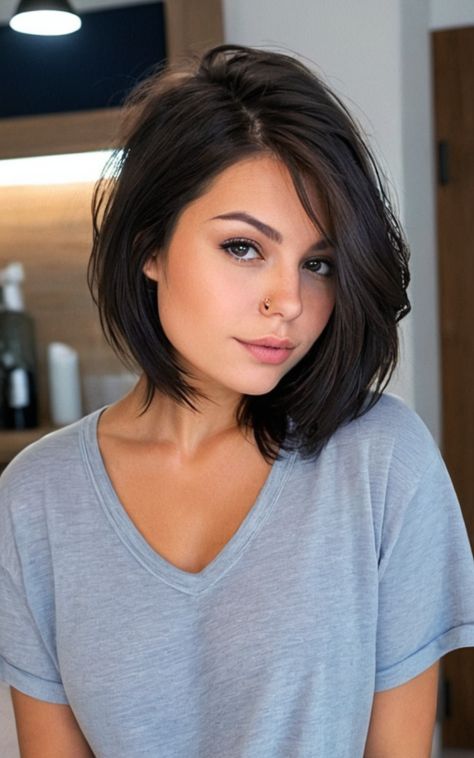 Short Haircuts For Thick Curly Hair, Short Thick Hair Cuts, Lob For Thick Hair, Styling Thick Hair, Nice Short Haircuts, Straight Thick Hair, Pink Hair Highlights, Modern Bob Haircut, Layered Thick Hair