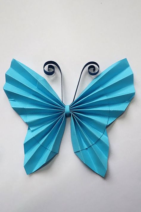 In this video, I will show you how to make a lovely origami butterfly - This easy paper butterfly is made with only one sheet of paper - DIY paper Crafts Ideas - Origami Butterflies Crafts. #Butterfly #Origami #Easy Butterflies Diy Crafts, Paper Butterflies Diy, Make Paper Butterflies, Butterflies Crafts, Easy Paper Butterfly, Origami Butterfly Easy, Origami Sheets, Origami Paper Flowers, How To Make Butterfly