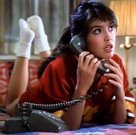 Phoebe cates Fast Times At Ridgemont High, Phoebe Cates, Fast Times, S R, 80s Fashion, Tumblr, Bed