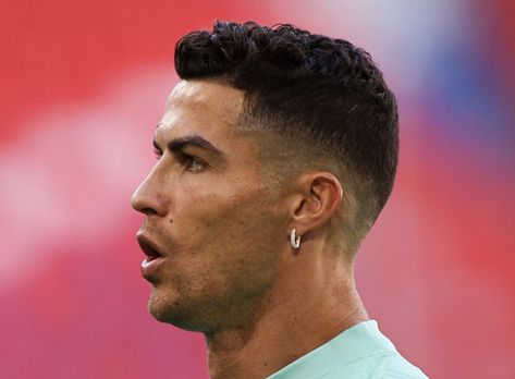 Cr7 Hairstyle, Cr7 Haircut, Ronaldo Hairstyle, Ronaldo Young, Football Hairstyles, Cristiano Ronaldo Haircut, Ronaldo Images, Ronaldo Hair, Cristiano Ronaldo Hairstyle