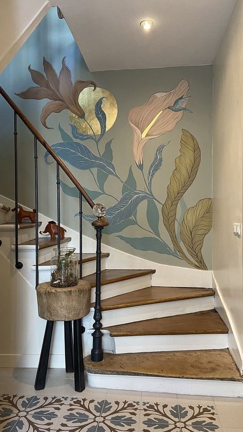 Mural Ceiling Ideas, Stairway Wall Painting Ideas, Stair Wall Painting Ideas, Stairs Railing Design, Stair Design Ideas, Butcherblock Countertops, Decorating Stairway Walls, Railings Stairs, How To Start Painting