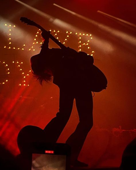 FEVER DREAM DALLAS, TX 2022 #palayeroyale #palaye #rock #concert #concertphotography #photography #rockandroll #remingtonleith #sebastiandanzig #emersonbarrett #feverdream #worldtour #2022 #singer #singing #guitar #guitarist #guitarplayer #guitaraesthetic #alternative #alt #altclothing #altmusic #altaesthetic #fashion #aesthetic #drummer #drums #dallas #dallastexas Rock Star Astethic, Rock Guitarist Aesthetic, American Rock Aesthetic, 80s Rock Concert Aesthetic, Punk Singer Aesthetic, Rock Ballads Aesthetic, Rock Musician Aesthetic, Band Guitarist Aesthetic, Electric Guitarist Aesthetic