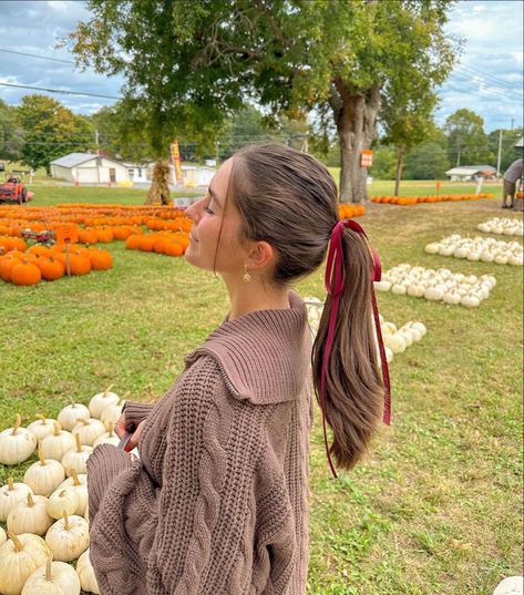 Look Adidas, Estilo Indie, Skandinavian Fashion, Autumn Fits, Fall Photoshoot, Fall Fits, Fall Pictures, Cute Fall Outfits, Autumn Aesthetic