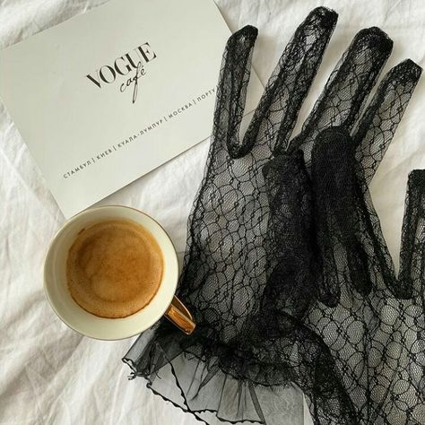 Marielle Core, Black Gloves Aesthetic, Aesthetic Gloves, Rosé Core, Gloves Aesthetic, Black Lace Gloves, Twisted Series, Rich Money, Lace Gloves