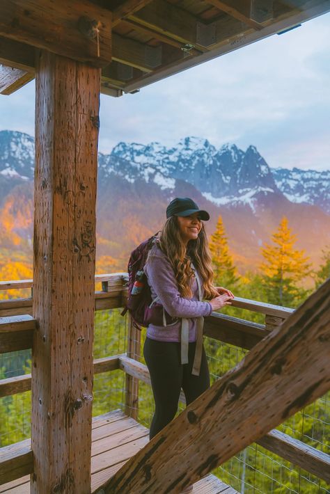 17 Breathtaking Easy Hikes In Washington State - The Wandering Queen Best Hikes Washington State, Hiking Places U.s. States, Washington In The Fall, Things To Do In Washington State, Hiking In Washington State, Seattle Hikes, Hiking Itinerary, Hiking Goals, Pnw Hikes