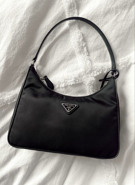 Prada Re-Edition 2005 Re-Nylon mini bag Prada Black Bag, Black Prada Bag, Prada Nylon Bag, Prada Re Edition 2005, Black Mini Bag, Sacs Tote Bags, Prada Mini, Prada Purses, Prada Tote Bag