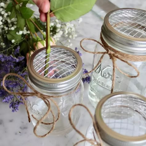 Mason Jar Centerpieces Sunflowers, Small Mason Jar Flower Centerpieces, Sunflowers In Mason Jars, Mason Jar Centerpieces Spring, Floral Mason Jar Centerpieces, Christmas Mason Jar Flower Arrangements, Flowers In Small Jars, How To Arrange Flowers In A Mason Jar, Bbq Flower Arrangements