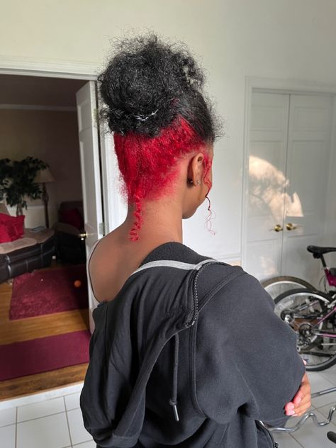 Red Peekaboo Hair Black Women, Red And Black Peekaboo Hair Curly, Red Under Dye Curly Hair, Half Red Half Black Hair Black Women, Dyed Hair For Black Women Red, Peekaboo Hair Color Black Women Red, Red Hair Dye Ideas Black Women, Red Hair Wax Curly Hair, Peekaboo Hair Dye Black Women