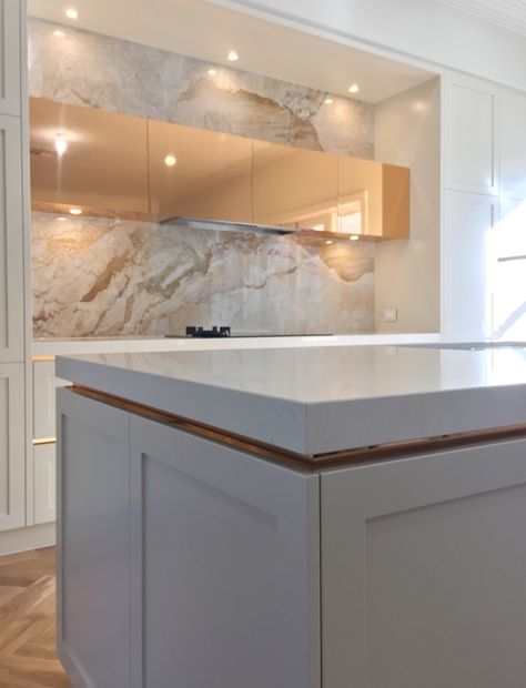 Kitchen Island And Table Combo, Kitchen Counter Styling, Cream Kitchen Cabinets, Rose Gold Kitchen, Cream Kitchen, Joinery Design, Rose Gold Marble, Gold Kitchen, Copper Kitchen