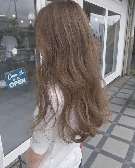 Light Brown Hair Beige Hair, Korean Hair Color, Ash Brown Hair, Ash Hair Color, Long Hair Color, Hair 2018, Hair Color Highlights, Trendy Hair Color, 짧은 머리