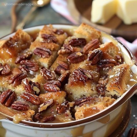 Pecan Pie Bread Pudding Recipe - My Home Made Recipe Cinnamon Pecan Bread Pudding, Pecan Caramel Bread Pudding, Leftover Pecan Pie Recipes, Bread Pudding Glaze, Creme Brulee Bread Pudding, Pecan Bread Pudding Recipe, Pecan Pie Bread Pudding Recipe, Cinnamon Bread Pudding Recipe, Flavored Breads