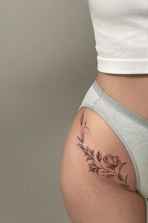 Pelvic Tattoos, Floral Hip Tattoo, Side Hip Tattoos, Hip Tattoo Designs, Floral Thigh Tattoos, Hip Thigh Tattoos, Hip Tattoos Women, Spine Tattoos For Women, Thigh Tattoos Women