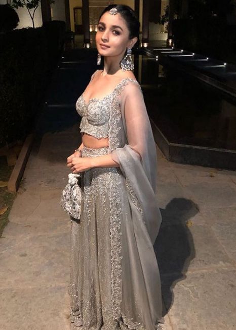 Alia-Bhatt-in-Koesch-by-Kresha-Bajaj-lehenga-vogue-india- Indian wear, lehnga, bollywood Skirt And Crop Top Indian, भारतीय दुल्हन संबंधी, Grey Lehenga, Nikkah Dress, Indian Fashion Trends, Lehnga Dress, Vogue India, Indian Bridal Outfits, Bridesmaid Outfit