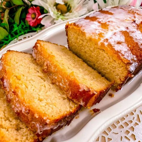 Paleo Lemon Loaf Lemon Loaf Bread, The Perfect Loaf, Dairy Free Baking, Healthy Donuts, Lemon Bread, Lemon Loaf, Smells Like Teen Spirit, Gf Desserts, Gluten Free Dairy Free Recipes