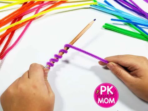 Fine Motor Strengthening Activities, Pipe Cleaner Activities, Fine Motor Games, Hand Strengthening Activities, Tying Shoes, Preschool Fine Motor Skills, Finger Gym, Occupational Therapy Kids, Hand Strengthening